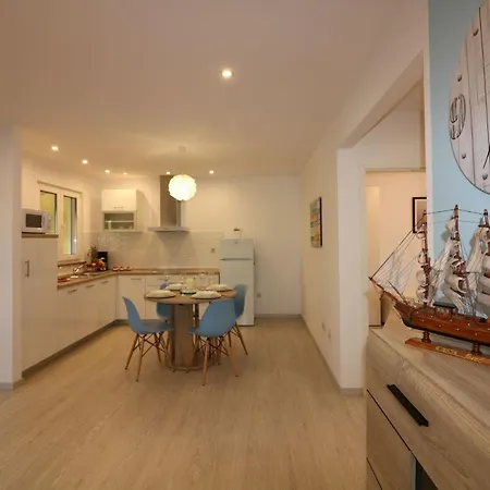 Holiday home - Lavanda 2 *