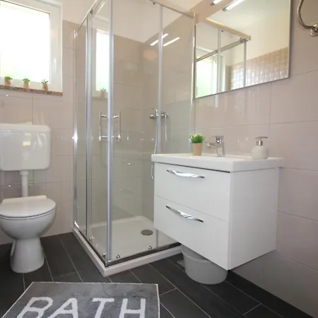 Casa de Férias - Lavanda 2 *